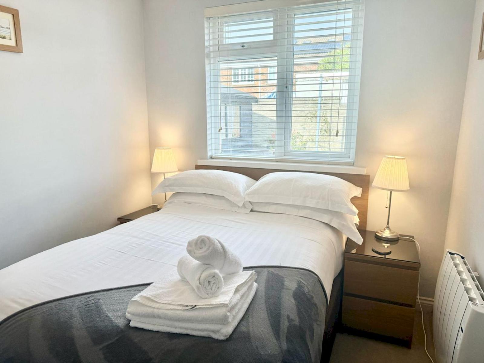 Holiday home Pass The Keys Sarlou Close Limeslade Bay Coastal Getaway Swansea